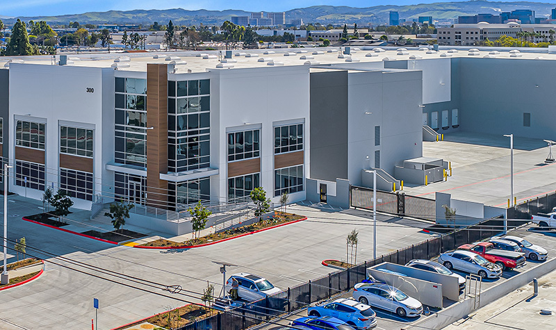 Dyer Distribution Center Exterior Photos