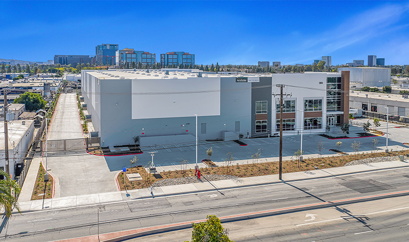 Dyer Distribution Center Exterior Photos